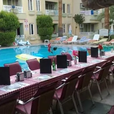 Club Sunset Hotel apartamentowy