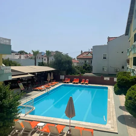 Club Sunset Hotel apartamentowy